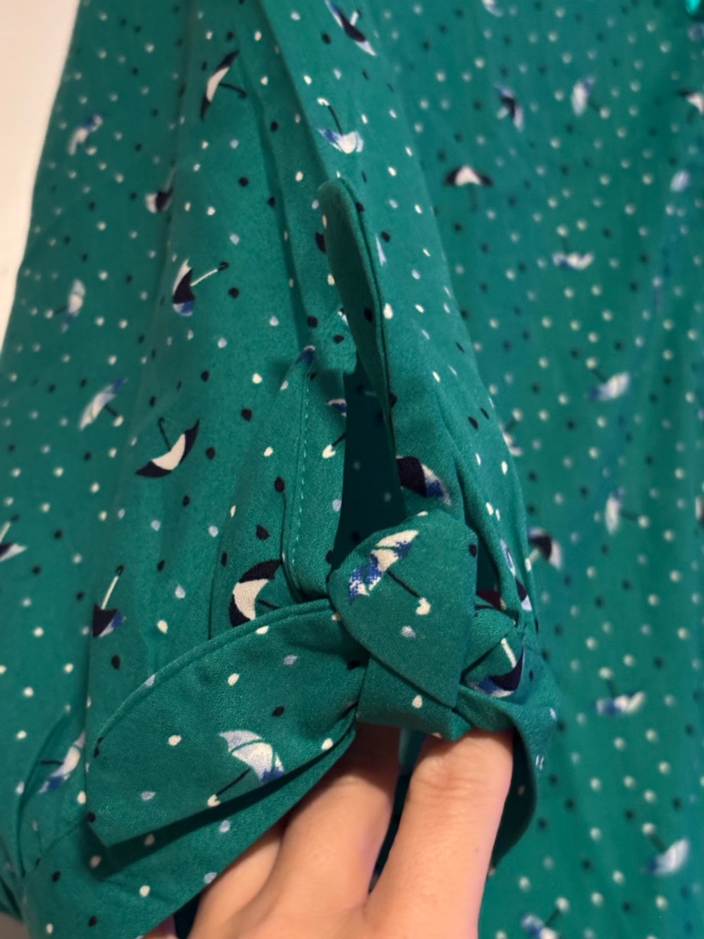 Catherines Teal Green Button-Front V-Neck Floral Dot Blouse - Picture 4 of 8